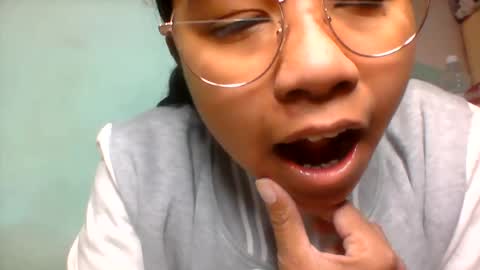 rinah856024 online show from June 24, 5:39 am