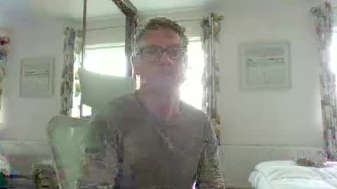 Snapshot of ringomar chatting on November 16, 11:27 am Rob online show from November 16, 11:27 am