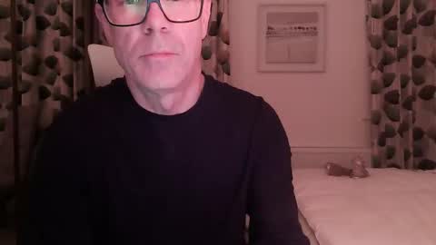 Snapshot of ringomar chatting on November 19, 7:30 am Rob online show from November 19, 7:30 am