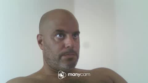 Snapshot of riorio23 chatting on February 22, 7:47 pm Riorio23 online show from February 22, 7:47 pm