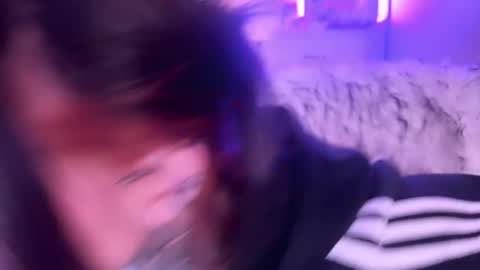   DianaBrite            fansl y online show from December 15, 4:22 pm