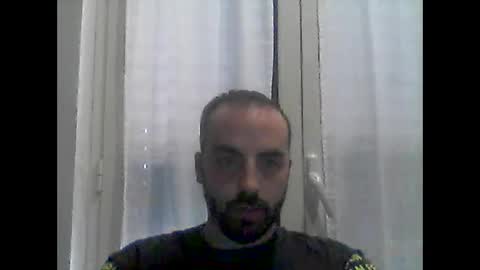 Snapshot of riri2121 chatting on September 15, 6:24 am riri2121 online show from September 15, 6:24 am