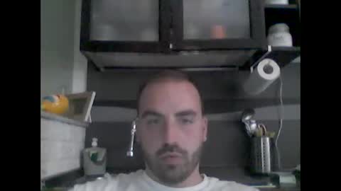 Snapshot of riri2121 chatting on April 12, 10:31 am riri2121 online show from April 12, 10:31 am