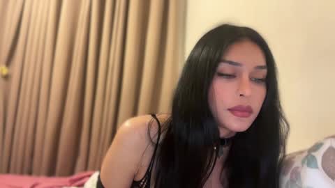 risingqueen online show from June 3, 2:33 pm