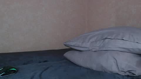 risuo online show from April 4, 1:15 am