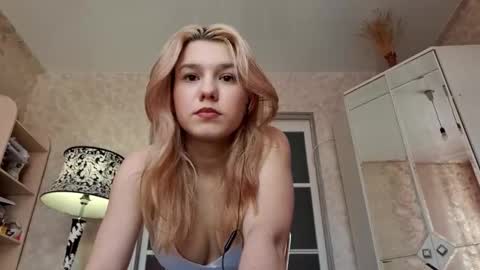 Snapshot of ritabuetti chatting on March 4, 11:38 am Amelia online show from March 4, 11:38 am