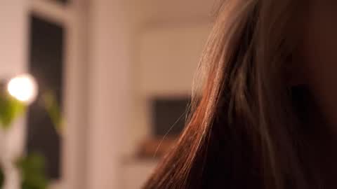 Akemi online show from February 23, 4:15 pm