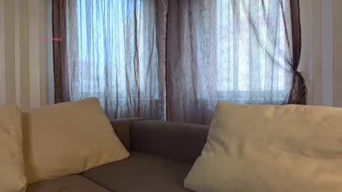 Akemi online show from March 28, 4:12 am