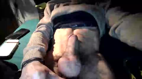 Snapshot of rizzo1980682473 chatting on March 1, 2:24 am rizzo1980682473 online show from March 1, 2:24 am