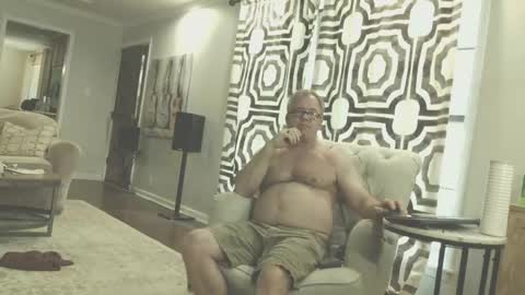 rjkelly6892 online show from May 25, 10:05 pm
