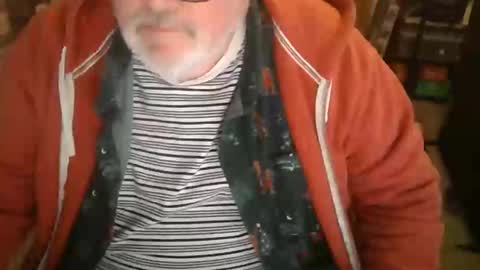 Snapshot of rndmronnie chatting on February 25, 1:41 am Ron Rodan online show from February 25, 1:41 am