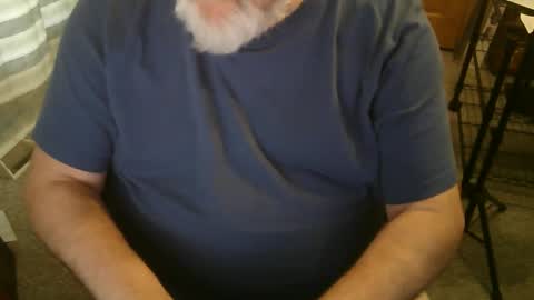 Snapshot of rndmronnie chatting on September 25, 9:29 pm Ron Rodan online show from September 25, 9:29 pm