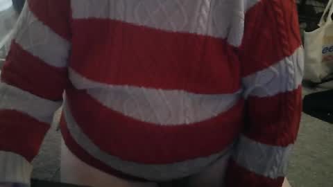 Snapshot of rndmronnie chatting on October 13, 6:19 pm Ron Rodan online show from October 13, 6:19 pm