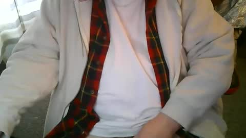 Snapshot of rndmronnie chatting on February 8, 7:06 pm Ron Rodan online show from February 8, 7:06 pm