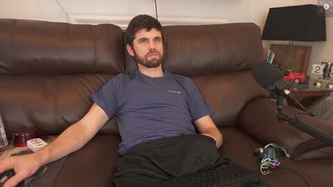 Ryan aka KeylimeRy online show from January 3, 8:22 pm