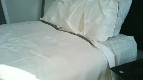 Snapshot of roadhouse122 chatting on February 1, 1:42 pm roadhouse122 online show from February 1, 1:42 pm