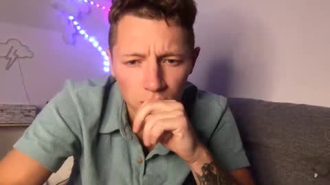 RoastingCorn online show from March 5, 8:43 am