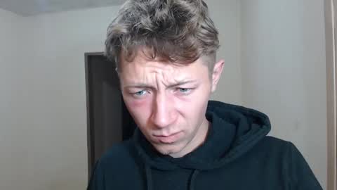 RoastingCorn online show from January 18, 7:01 am