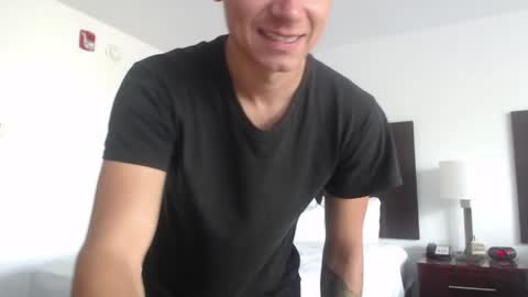 RoastingCorn online show from June 26, 2:43 pm