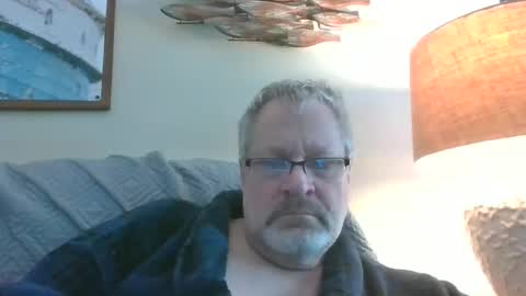 Snapshot of rob872217 chatting on January 26, 7:31 pm rob872217 online show from January 26, 7:31 pm