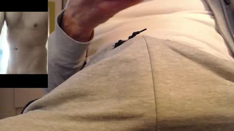 robby66_56 online show from October 1, 6:36 pm