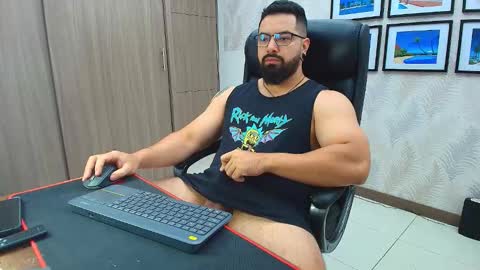 Robby online show from February 10, 12:26 am