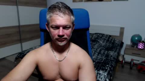 robbyshawz online show from July 7, 4:15 am
