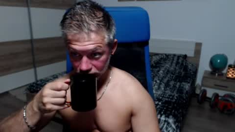 robbyshawz online show from July 15, 5:02 am