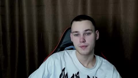 robert10211 online show from January 29, 8:25 pm