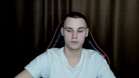 robert10211 online show from February 20, 5:51 pm