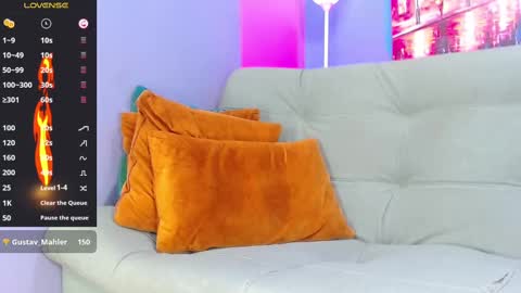 Snapshot of robert_kingg chatting on March 12, 8:41 am robert_kingg online show from March 12, 8:41 am