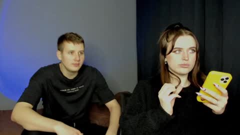 Lisa and Robert  i am online all days 900 am GMT3   online show from December 28, 1:59 pm