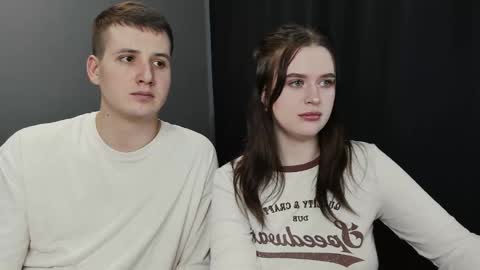 Lisa and Robert  i am online all days 900 am GMT3   online show from February 11, 9:20 am