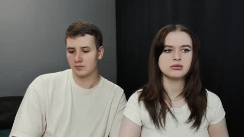 Lisa and Robert  i am online all days 900 am GMT3   online show from February 18, 11:41 pm