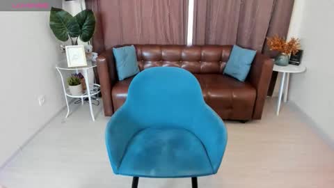 Snapshot of robertamorelly chatting on January 24, 8:13 am Betty online show from January 24, 8:13 am