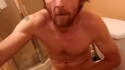 roberthaskins26 online show from May 24, 11:32 pm