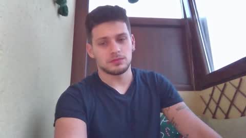 Roberto online show from December 4, 5:50 am