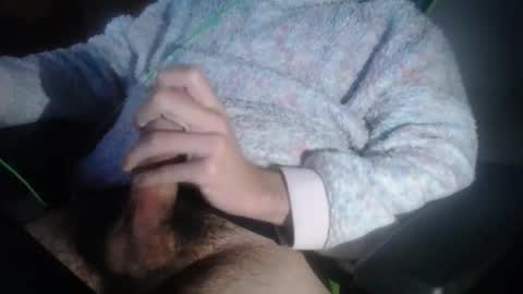 Snapshot of roberunxx chatting on December 1, 3:39 pm Rober online show from December 1, 3:39 pm