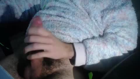 Snapshot of roberunxx chatting on December 15, 11:03 am Rober online show from December 15, 11:03 am