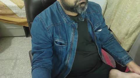 robin online show from November 30, 4:55 pm