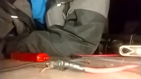 R online show from February 5, 2:22 pm