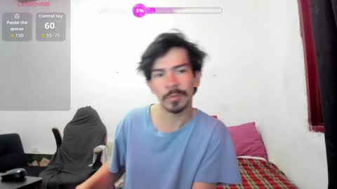 Snapshot of robindominique chatting on May 27, 2:52 am Robin online show from May 27, 2:52 am