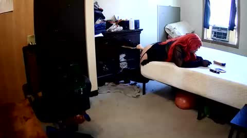 Snapshot of robinhead1981 chatting on February 13, 4:47 pm RobinHEAD online show from February 13, 4:47 pm