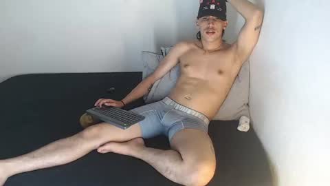 Robisson Zack online show from July 11, 4:48 am
