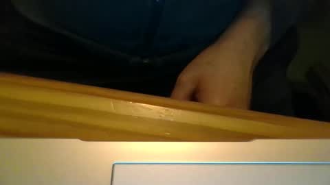 Snapshot of robjh1273 chatting on June 10, 11:31 am Roger online show from June 10, 11:31 am