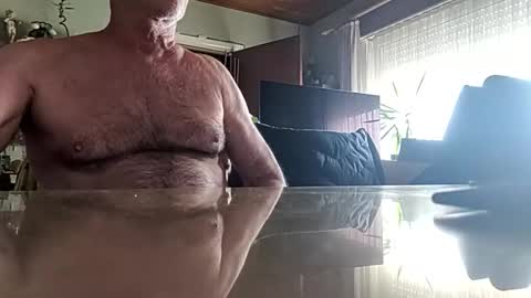 robke1966 online show from April 14, 6:41 am