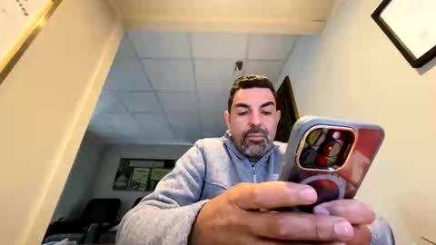 roblatino12 online show from November 17, 4:13 pm