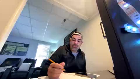 roblatino12 online show from December 16, 5:29 pm