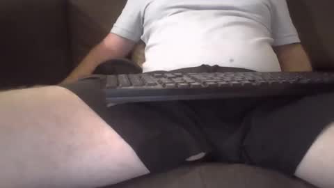 robmutant online show from February 15, 11:06 am