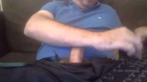 robmutant online show from February 15, 5:59 am